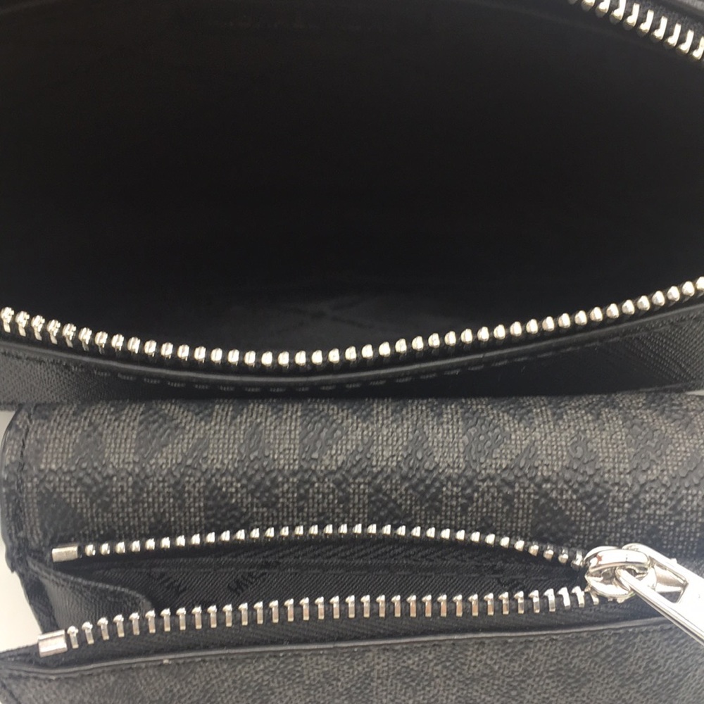 MICHAEL KORS LG EW CROSSBODY Bag Black&Card Case - Picture 8 of 8